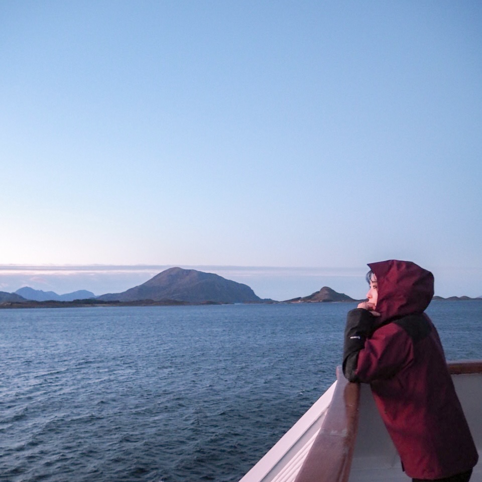 船上でしか出会うことのできないノルウェー沿岸の絶景を