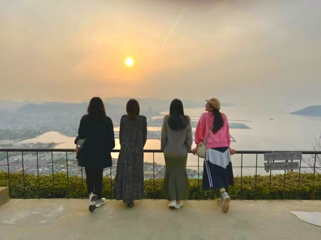 クルーズ会社のエクスカーションに参加する