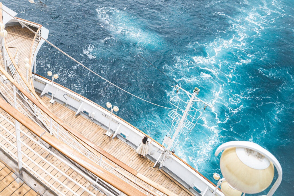 飛鳥Ⅱのデッキ